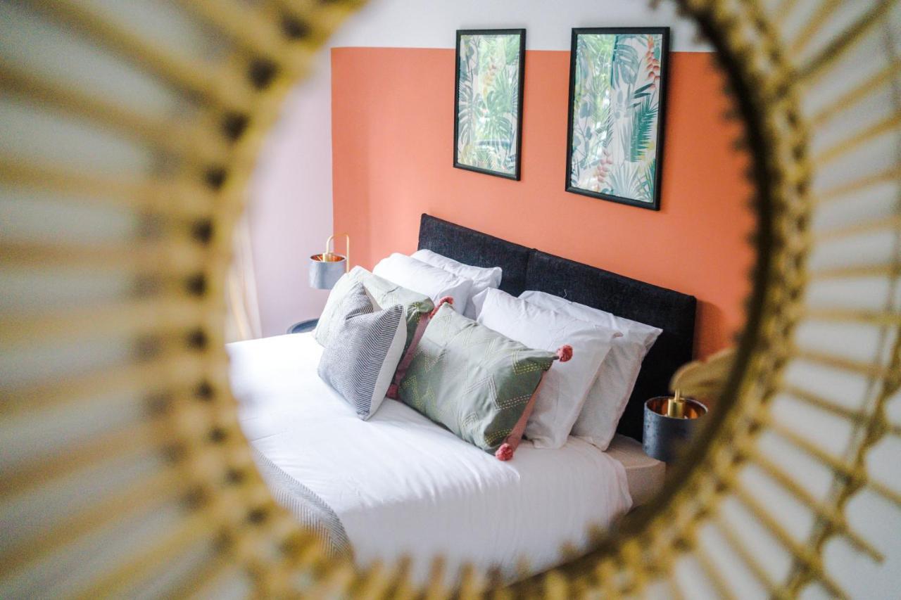 Greenstay Village: Cozy 2-bedroom With Free Parking